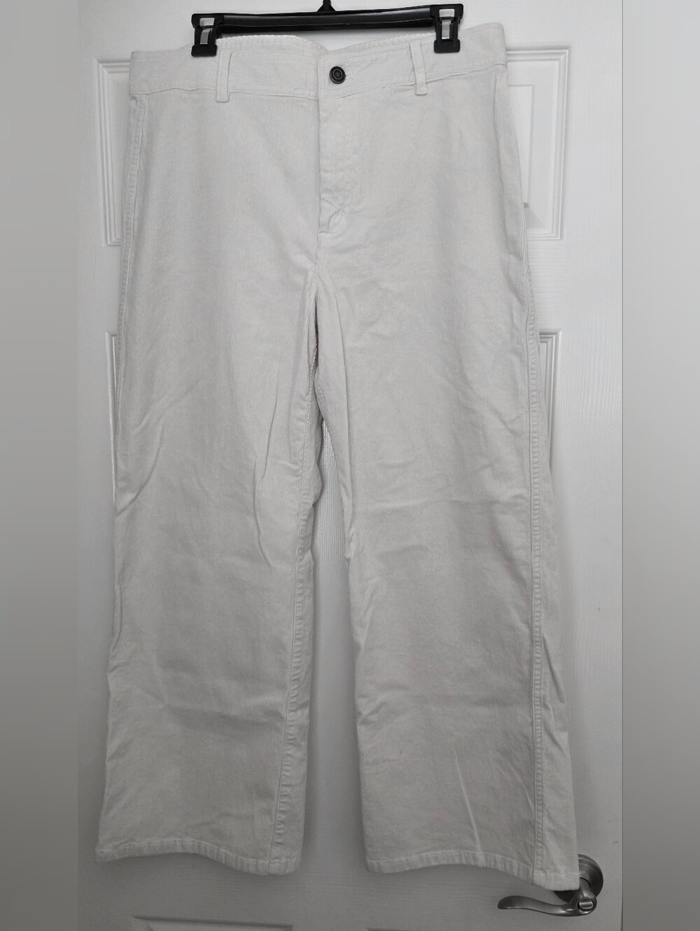 Vineyard Vines Women's Wide Leg Corduroy Pants In Cream